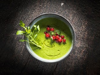 Cold watercress soup with hippo tops
